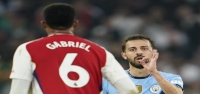 El Arsenal pone bajo la piel del Manchester City en medio de acusaciones de 'artes oscuras' en la nueva gran rivalidad del fútbol inglés