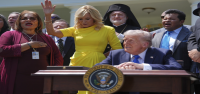 Los críticos dicen que la agenda religiosa de Trump beneficiará más a los cristianos conservadores