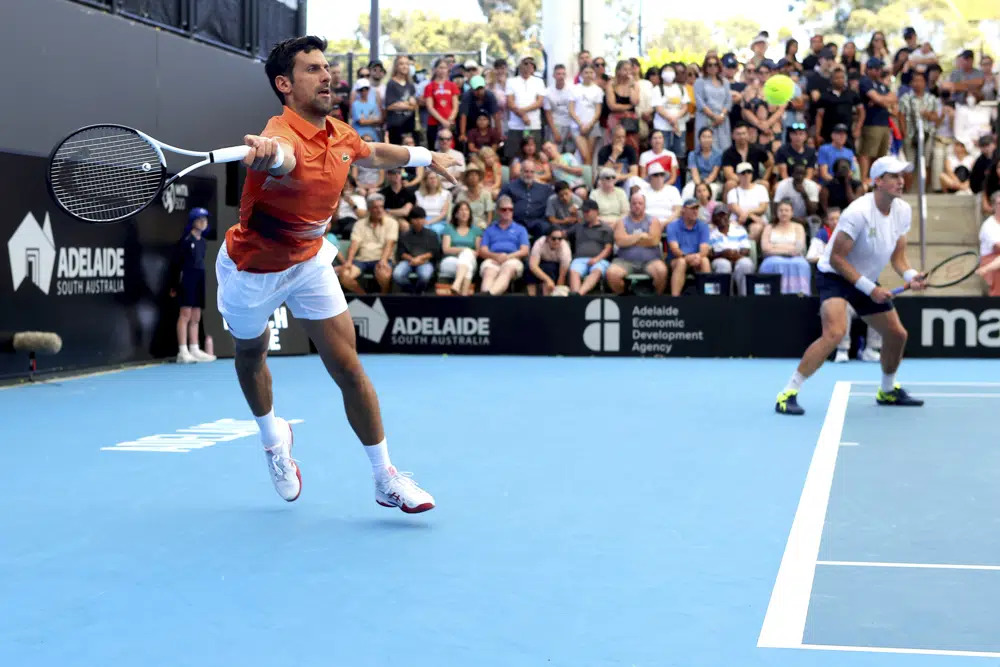 Bienvenida y derrota para Djokovic en Adelaida