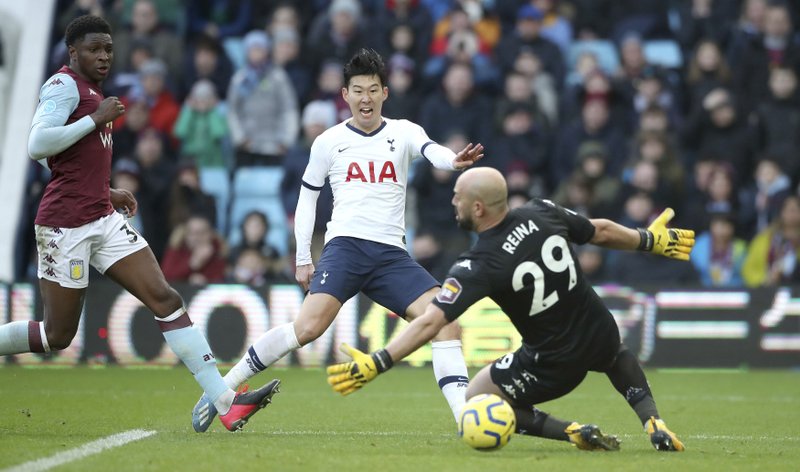 Tottenham gana y ya es quinto de la Premier