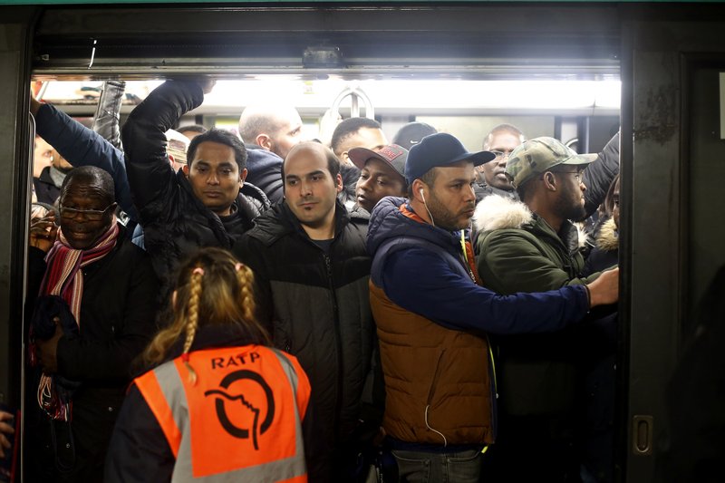 ni escuela ni tren ni turismo huelga en francia