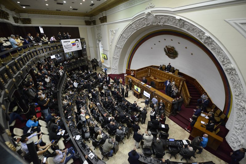 Se agrava la pugna entre asambleas rivales en Venezuela